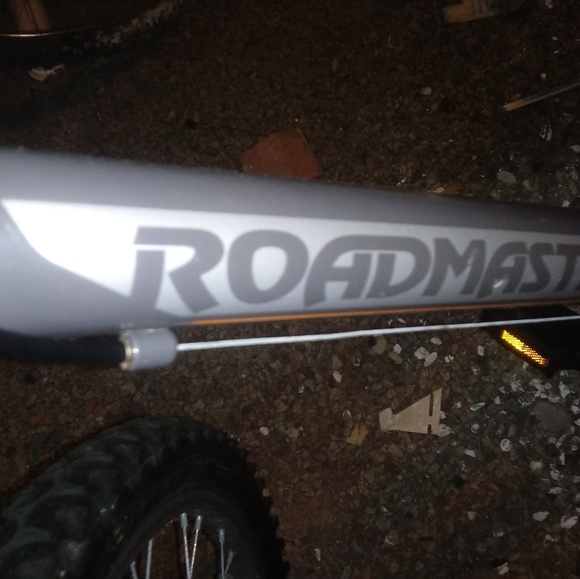 Bike - Picture 4 of 4